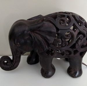 Wooden elephant light
